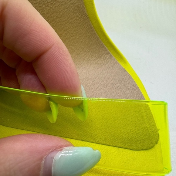 Disney x Aldo Yellow Cinderella Stepsister Jelly Open Toe Heels 7.5 - Picture 9 of 16